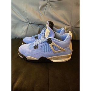 AUTHENTIC Jordan 4 Retro University Blue Shoes